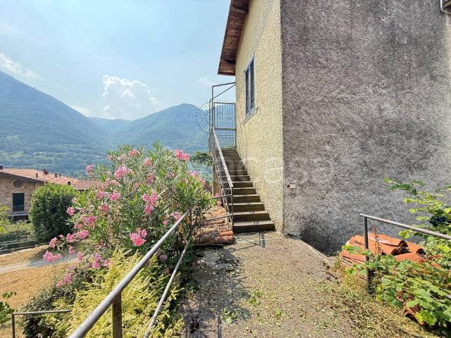 Appartamento in affitto a Spinone al Lago via Generale Armando Diaz, 36, arredato, terrazzo, balcone TrovaCasa