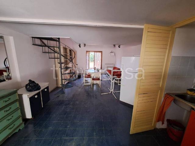 Appartamento in affitto a Spoleto località Torricella, arredato, giardino privato, lavatrice TrovaCasa