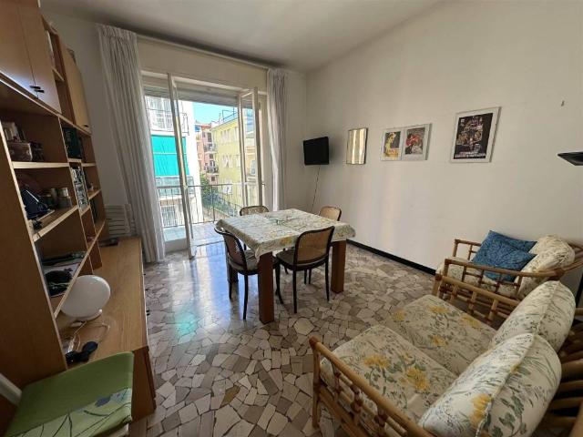 Appartamento in affitto a Spotorno SV