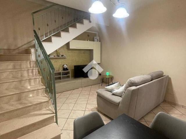 Appartamento in affitto a Tufino via Enrico de Nicola, 1, parzialmente arredato, aria condizionata, balcone TrovaCasa