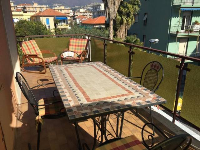 Appartamento in affitto a Taggia IM