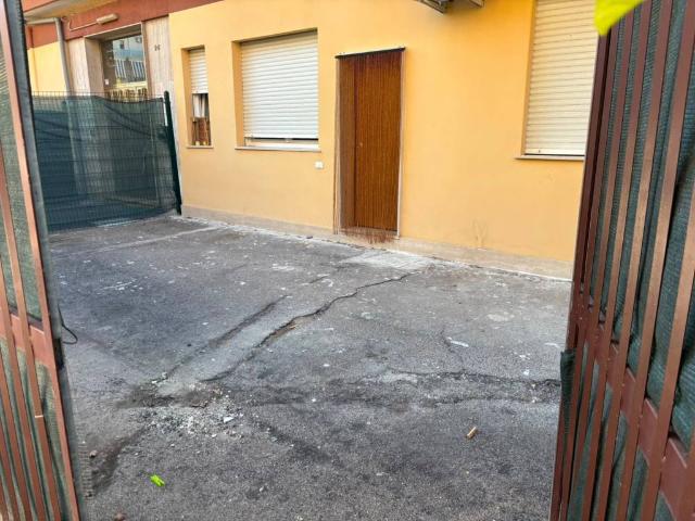 Appartamento in affitto a Taranto TA