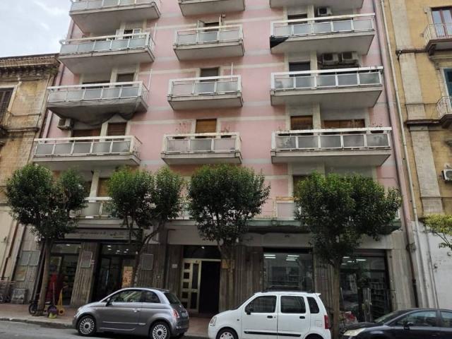 Appartamento in affitto a Taranto TA