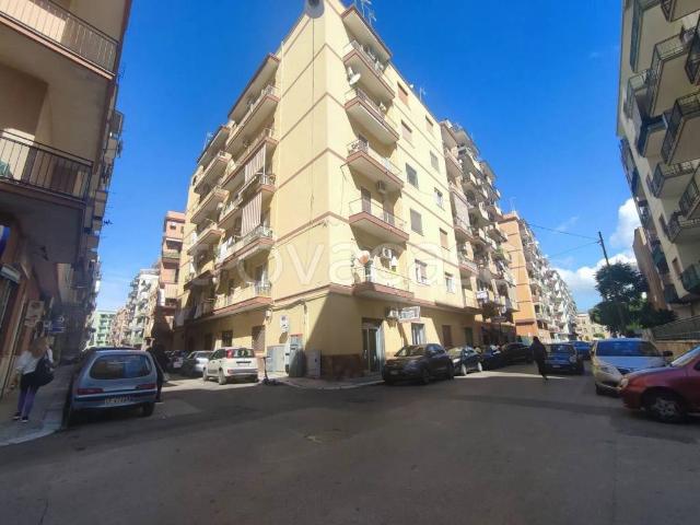 Appartamento in affitto a Taranto via Vaccarella, 21, arredato, luminoso, balcone TrovaCasa