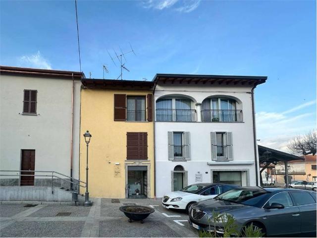 Appartamento in affitto a Ternate VA
