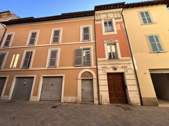 Appartamento in affitto a Terni, arredato, riscaldamento autonomo, ascensore TrovaCasa