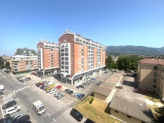 Appartamento in affitto a Terni TR