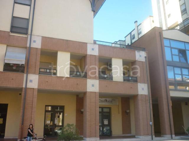 Appartamento in affitto a Terni via 20 Settembre, arredato, terrazzo abitabile/ampio TrovaCasa