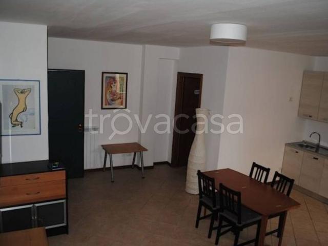 Appartamento in affitto a Terni via degli Arroni, 89, terrazzo, parzialmente arredato, angolo cottura TrovaCasa