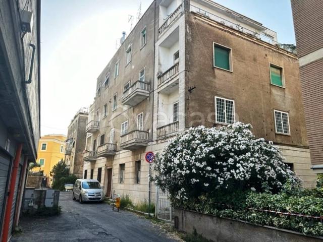 Appartamento in affitto a Tivoli via delle Rose, 1, Tivoli Alta