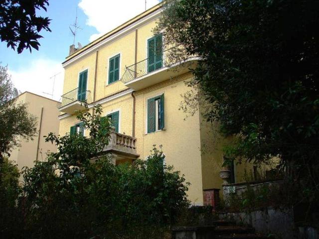Appartamento in affitto a Tivoli RM