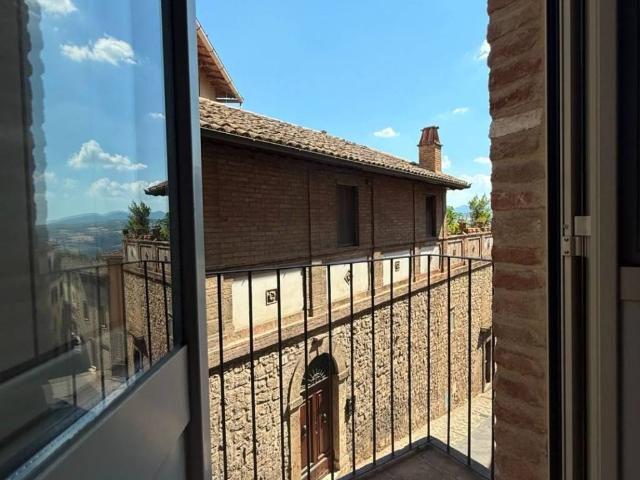 Appartamento in affitto a Todi PG