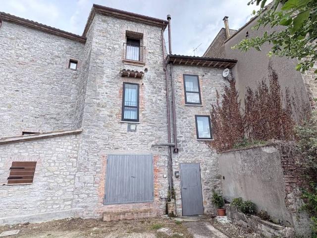 Appartamento in affitto a Todi PG