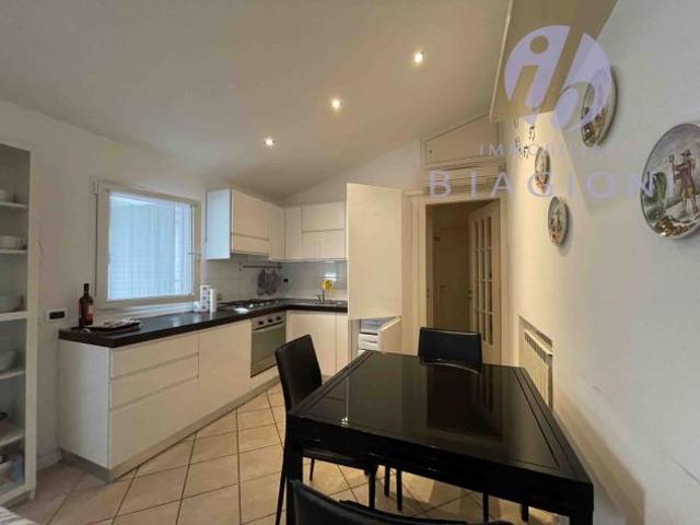 Appartamento in affitto a Tonfano Pietrasanta 45 mq Rif: 1082889