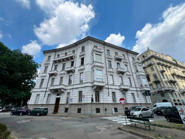 Appartamento in affitto a Torino TO