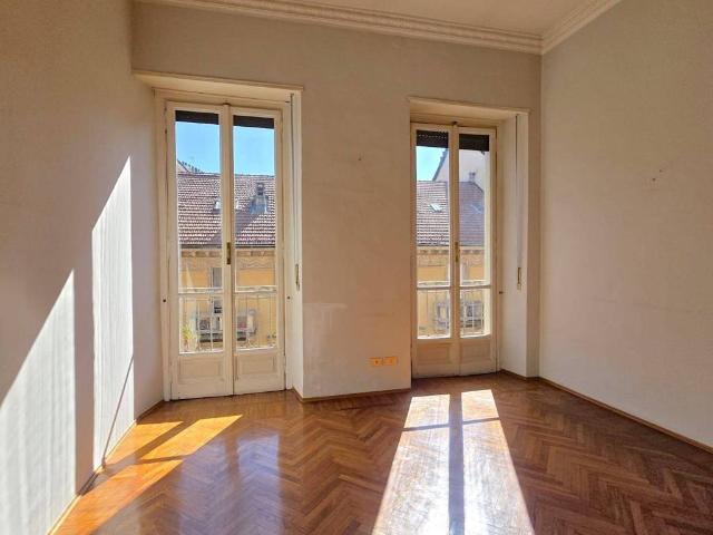 Appartamento in affitto a Torino TO