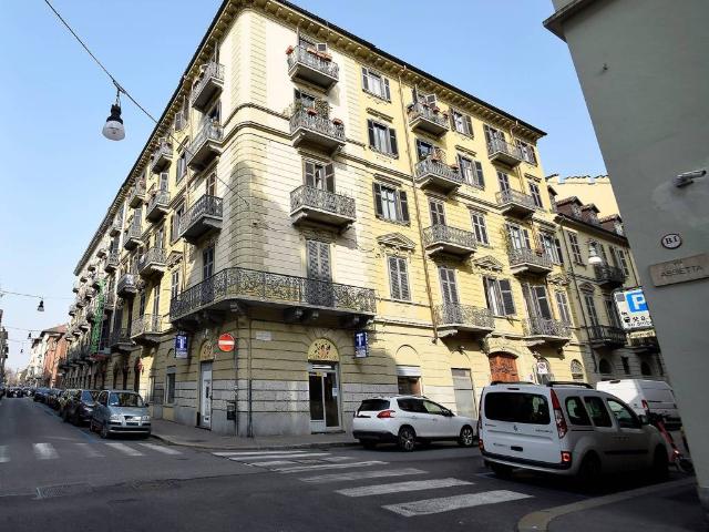 Appartamento in affitto a Torino TO