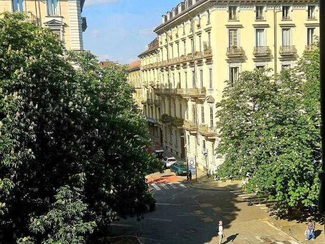 Appartamento in affitto a Torino TO