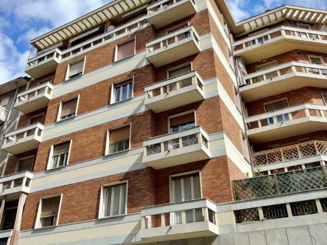 Appartamento in affitto a Torino TO