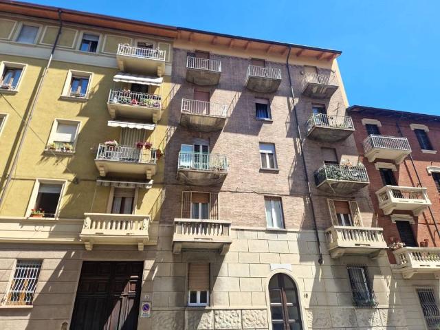 Appartamento in affitto a Torino TO