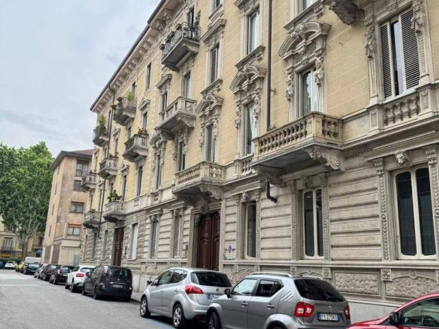 Appartamento in affitto a Torino TO