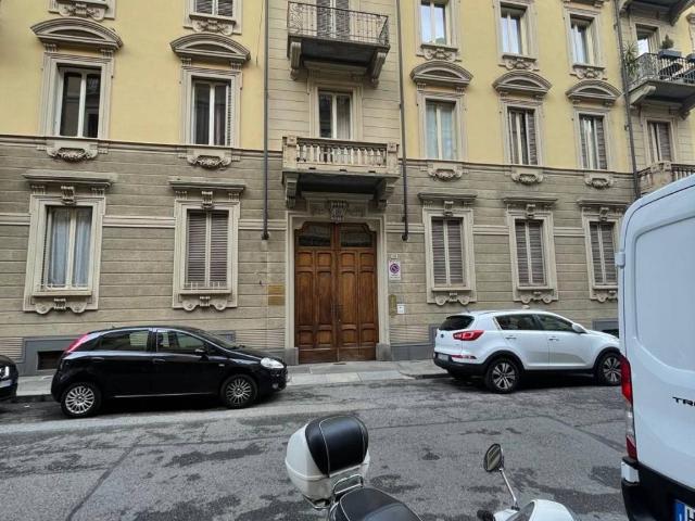 Appartamento in affitto a Torino TO