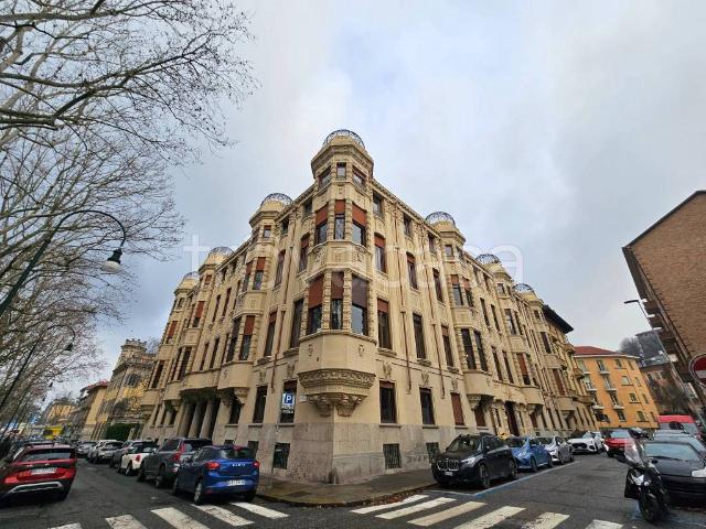 Appartamento in affitto a Torino via Cosseria, 1, arredato, doppia esposizione, libero subito TrovaCasa