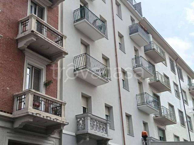 Appartamento in affitto a Torino via Carrù, 8, arredato, vicinanze negozi, vicinanza università TrovaCasa