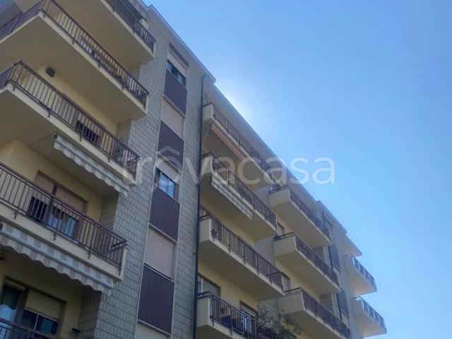 Appartamento in affitto a Torino via Chambery, 61/47, arredato, balcone, angolo cottura TrovaCasa