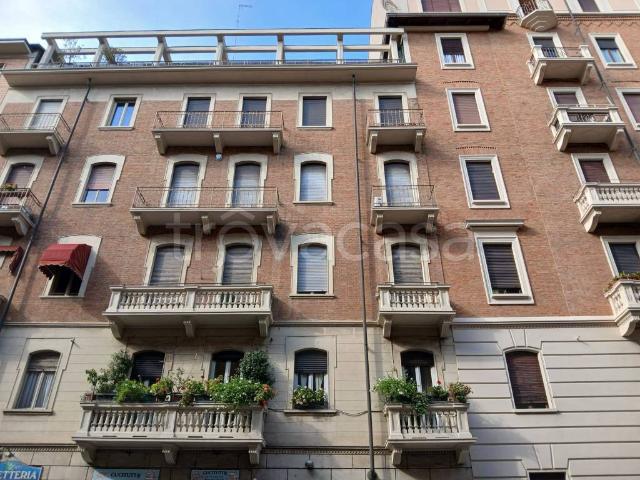 Appartamento in affitto a Torino via Cristoforo Colombo, 2, ascensore, cantina, luminoso TrovaCasa