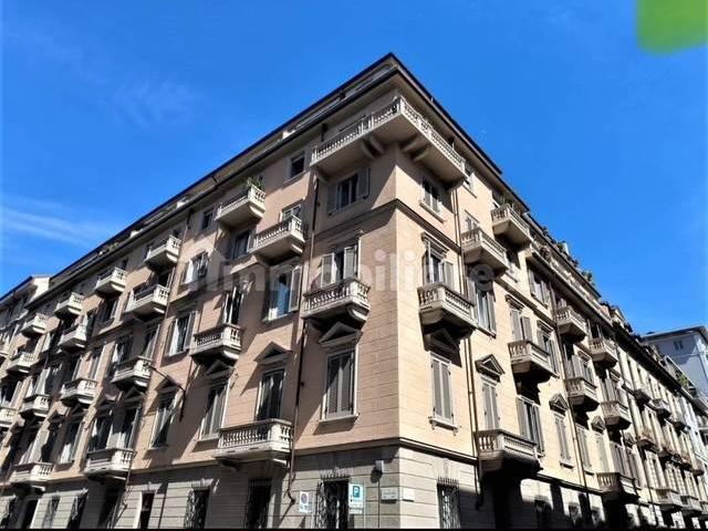 Appartamento in affitto a Torino via Alfonso La Marmora, 35, arredato, immobile di prestigio, balcone TrovaCasa