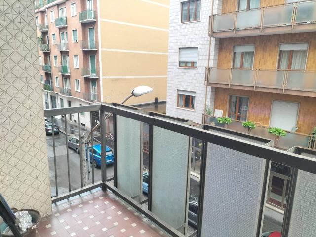 Appartamento in affitto a Torino Via Bene Vagienna, 22