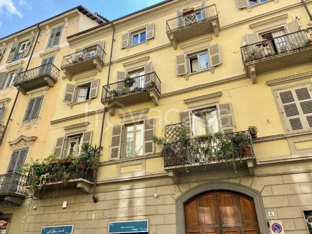 Appartamento in affitto a Torino via Giuseppe Baretti, 6, arredato, riscaldamento autonomo, libero subito TrovaCasa