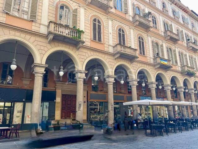 Appartamento in affitto a Torino via Giuseppe Garibaldi, 57, non arredato/vuoto, riscaldamento autonomo, centrale TrovaCasa