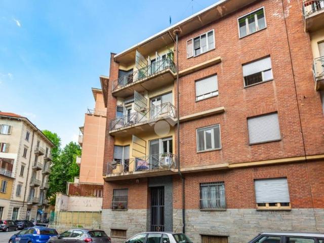 Appartamento in affitto a Torino via Giuseppe Moris, 10, arredato, riscaldamento centralizzato, centrale TrovaCasa