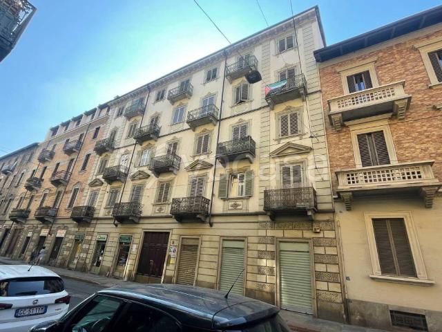 Appartamento in affitto a Torino via Giovanni Francesco Napione, 24, arredato, ascensore, doppia esposizione TrovaCasa
