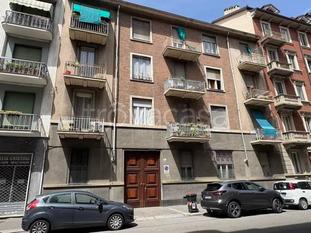 Appartamento in affitto a Torino via Domodossola, 31, arredato, doppia esposizione, vicinanze negozi TrovaCasa