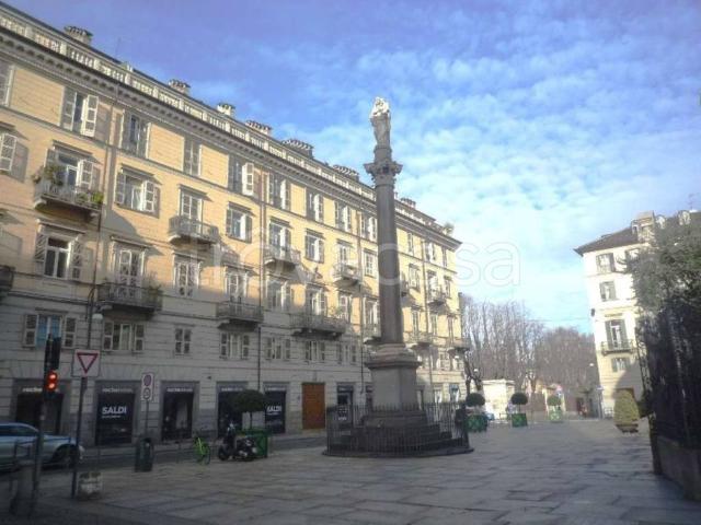 Appartamento in affitto a Torino via della Consolata 15/c, arredato, riscaldamento autonomo, ascensore TrovaCasa