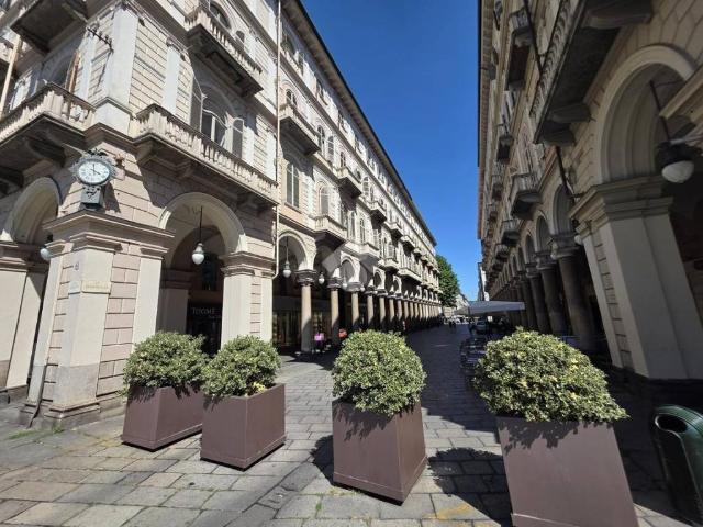 Appartamento in affitto a Torino via filippo juvarra, 27, Cittadella