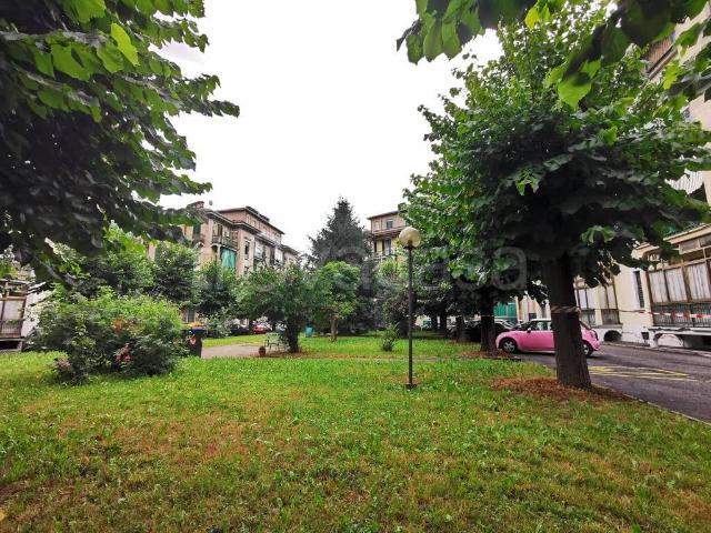 Appartamento in affitto a Torino via Francesco Azzi, 9, arredato, posto auto, riscaldamento autonomo TrovaCasa