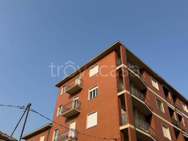 Appartamento in affitto a Torino via Francesco Rismondo, 13, parzialmente arredato, doppia esposizione, ristrutturato TrovaCasa