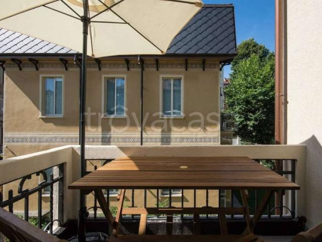 Appartamento in affitto a Torino via le Chiuse, arredato, terrazzo, immobile di prestigio TrovaCasa