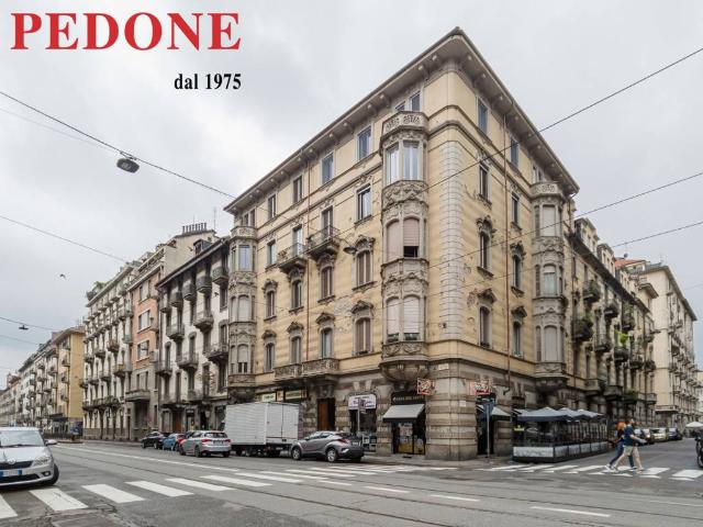 Appartamento in affitto a Torino via Luigi Cibrario, 31, arredato, ascensore, parquet TrovaCasa