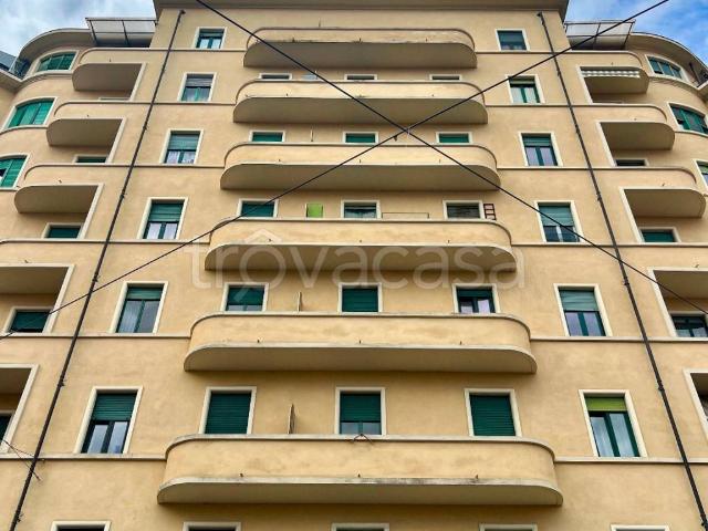 Appartamento in affitto a Torino via Monginevro, 86, arredato, ascensore, frigorifero TrovaCasa