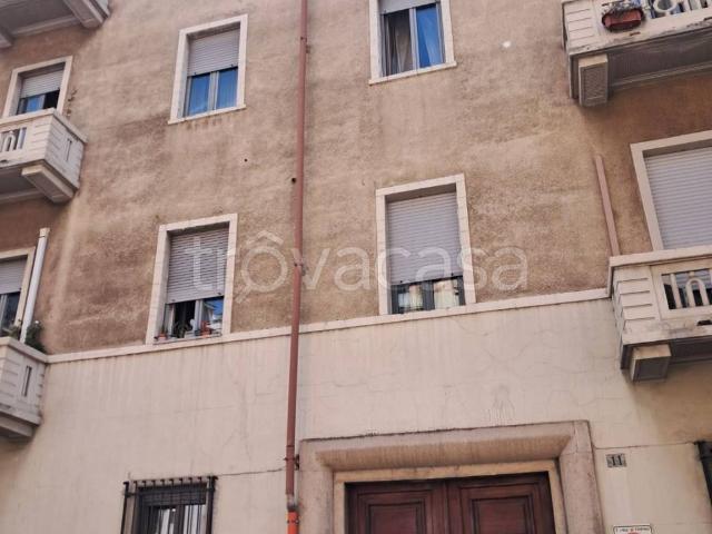 Appartamento in affitto a Torino via Moretta, 11, arredato, libero subito, lavatrice TrovaCasa