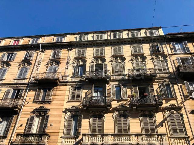 Appartamento in affitto a Torino via Madama Cristina, 35, non arredato/vuoto, riscaldamento autonomo, ascensore TrovaCasa