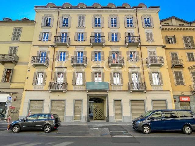 Appartamento in affitto a Torino via Nizza, 21, arredato, terrazzo, ascensore TrovaCasa