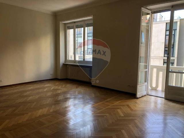 Appartamento in affitto a Torino via Santa Maria, 12, ascensore, riscaldamento centralizzato, zona residenziale TrovaCasa