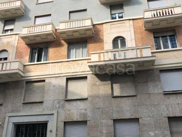 Appartamento in affitto a Torino via Santa Maria, 12, non arredato/vuoto, ascensore, riscaldamento centralizzato TrovaCasa