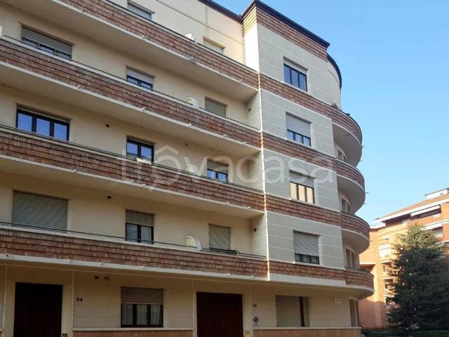 Appartamento in affitto a Torino via Pollenzo, 52, non arredato/vuoto, riscaldamento autonomo, ristrutturato TrovaCasa
